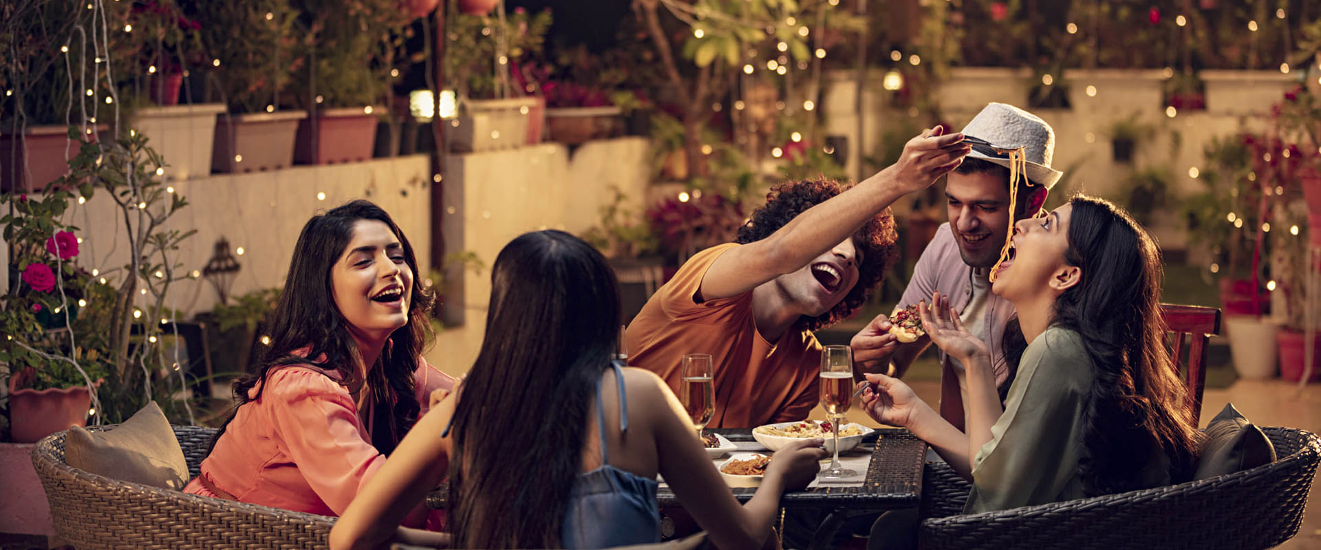 Sky View Rooftop Café – Open-Air Dining in Raja Bazar, Patna